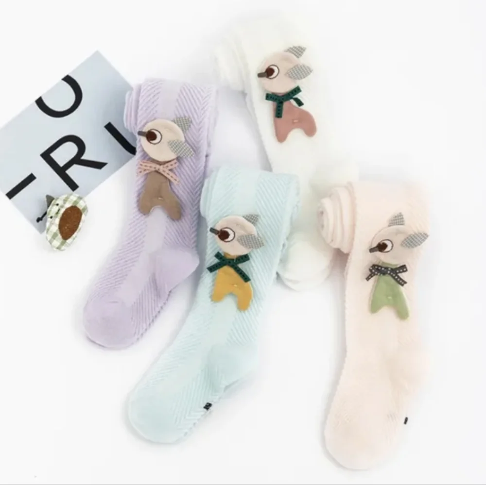 4 pairs Novelty tights for little girls ❣️age 5 - 7 yrs